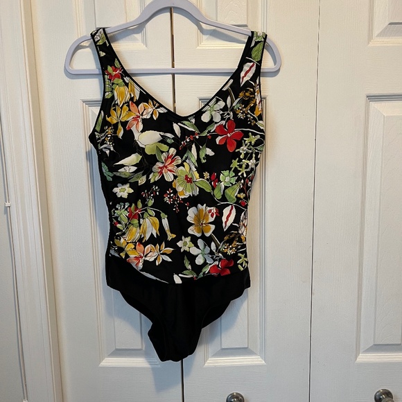 Silhouette Solutions size 12 bathing suit - Picture 1 of 12